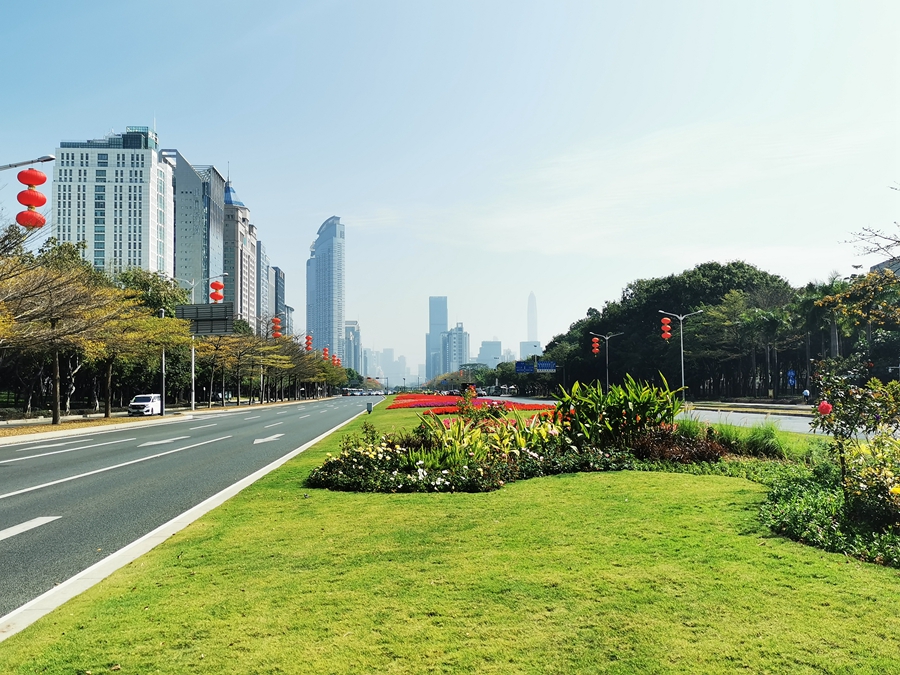 航拍深圳深南大道高楼,深圳福田区高楼打卡拍照