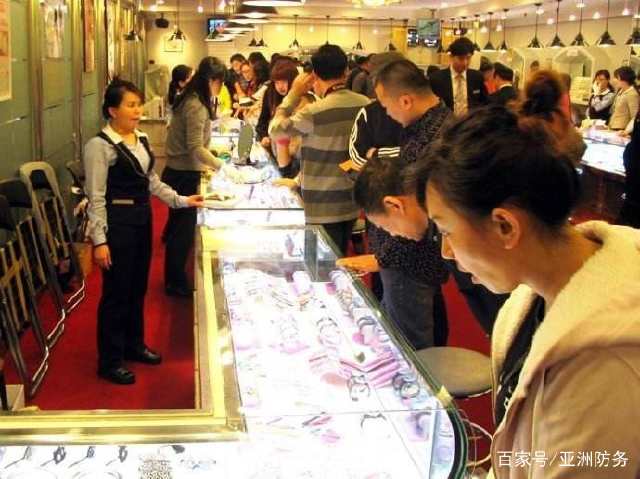 韩国机场被扣的中国人,中国人从韩国回国怎么办