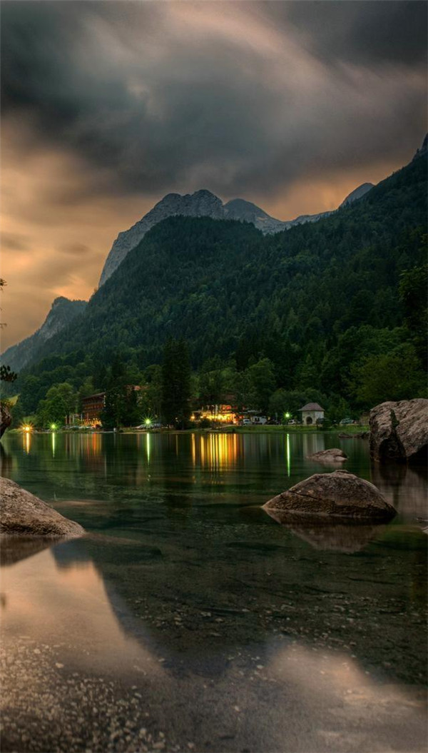 送你一张绝美壁纸,送你一张超美竖屏壁纸