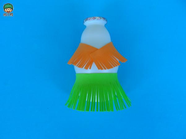 幼儿园元旦手工制作酸奶瓶,玻璃酸奶瓶子创意手工制作