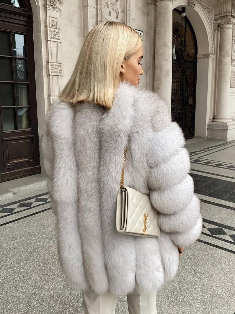 saintlaurent经典的吸烟装造型,saintlaurent最新爆款精品包