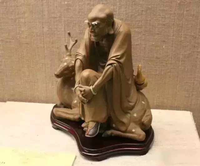 十八罗汉橄榄核怎么按顺序来穿 (核雕十八罗汉怎么区分)