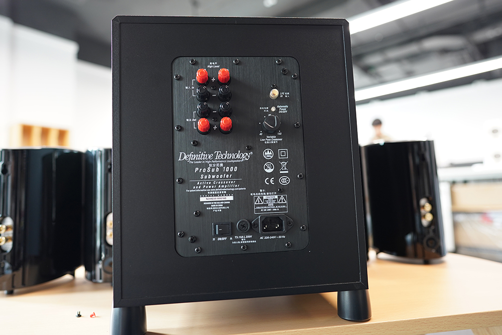 巨婴的电影叫什么名字,巨婴电影叫什么名字