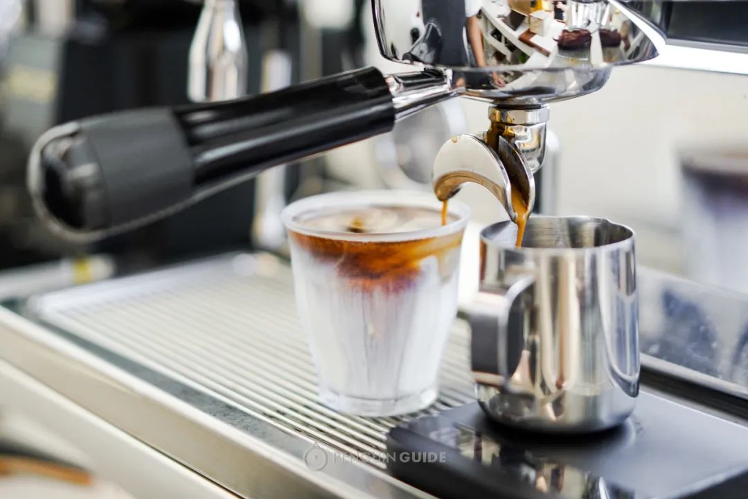 去长沙不为别的就想听茶颜悦色,去长沙点哪个茶颜悦色