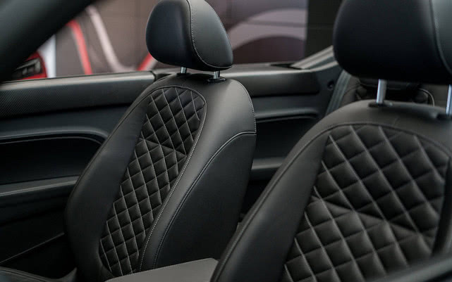 大众最新款甲壳虫顶配版,大众甲壳虫最新款顶配