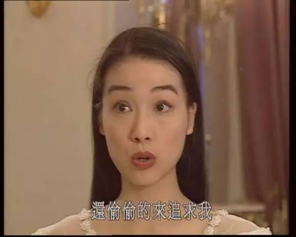 气质优雅知性,凭一个23年前的广告为大众熟知,故事就从这里开始