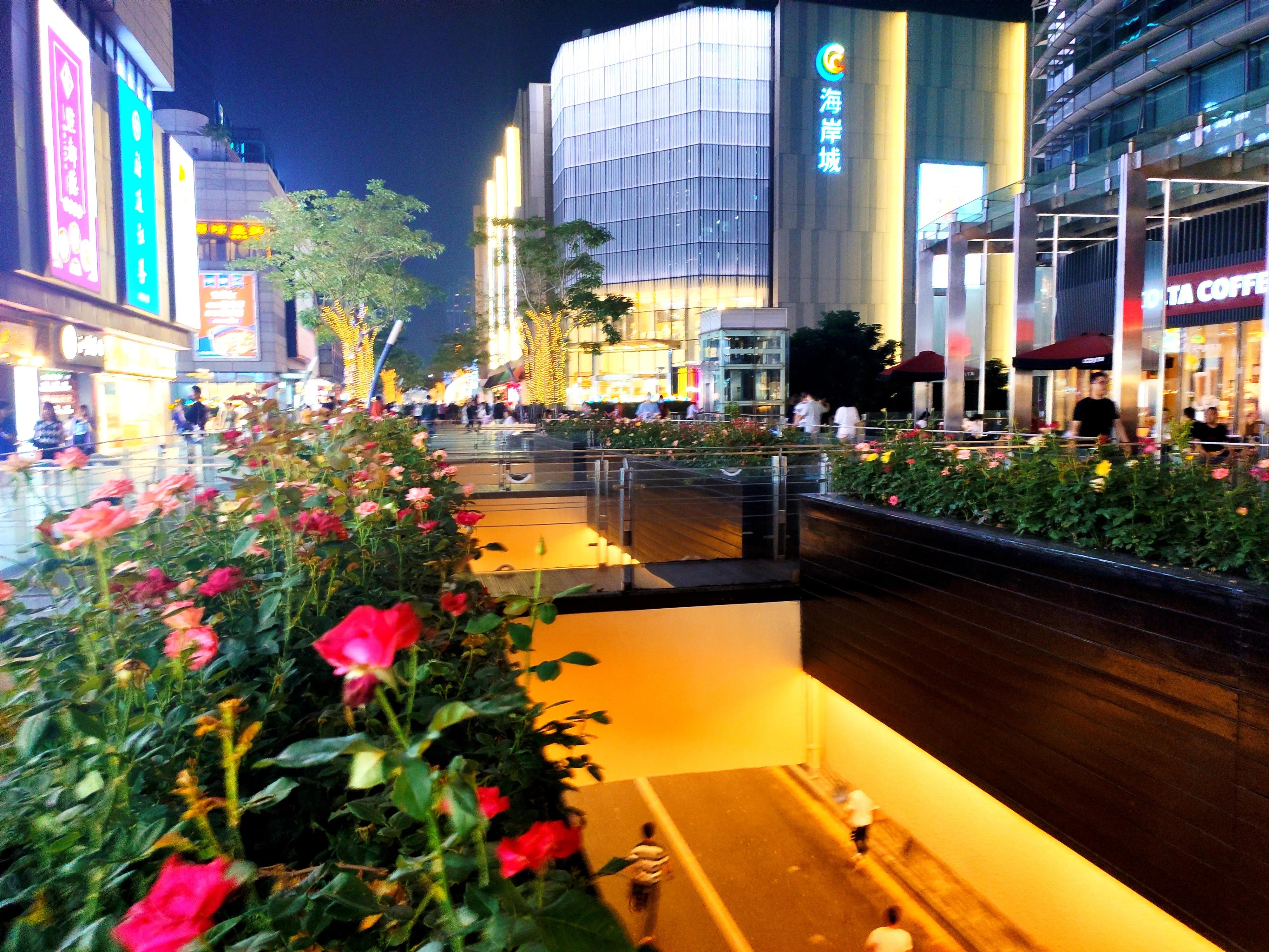 海岸城西座步行街夜景手拍纪实,20210508