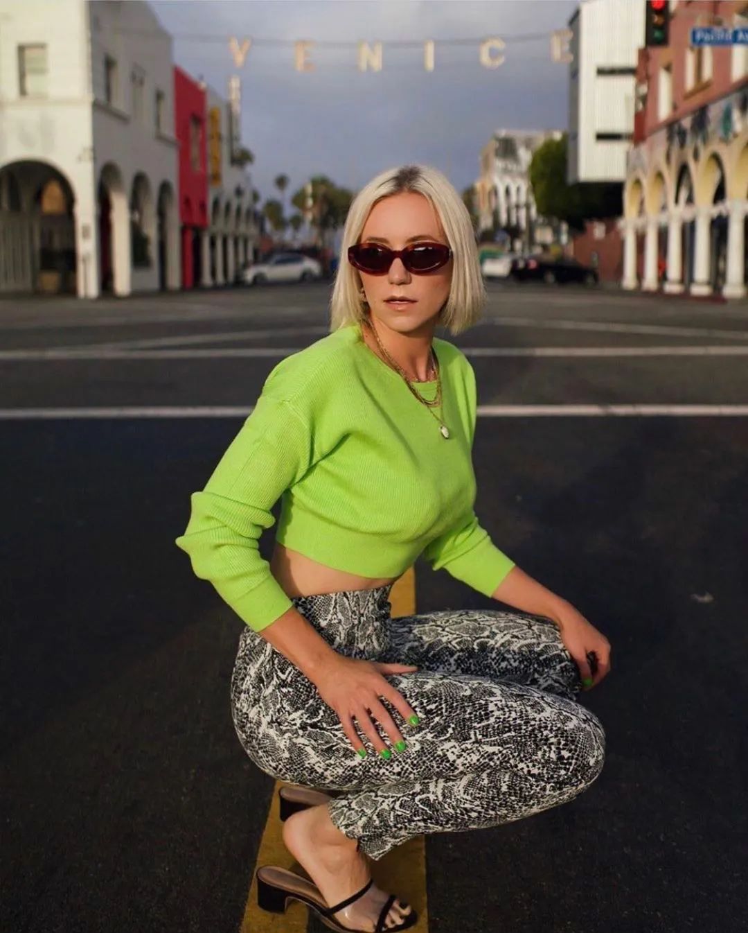 女士怎么挑选适合自己的墨镜,怎么选墨镜框适合脸型