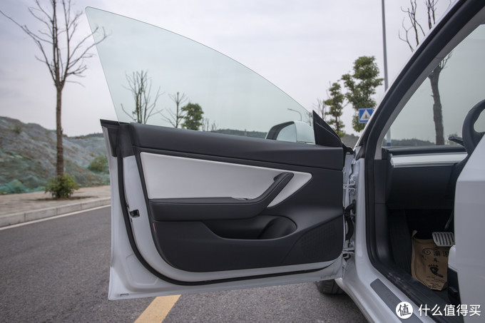 特斯拉model3试驾深度体验,特斯拉model3performance续航