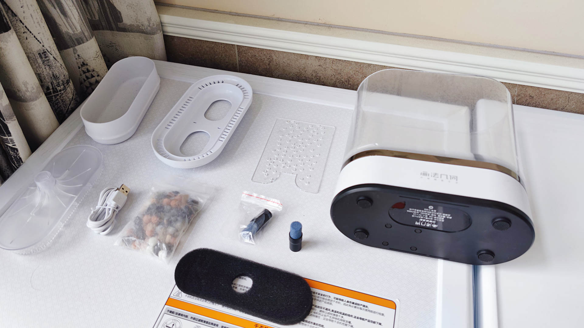 透明小型鱼缸可以养鱼吗,小型鱼缸养鱼知识