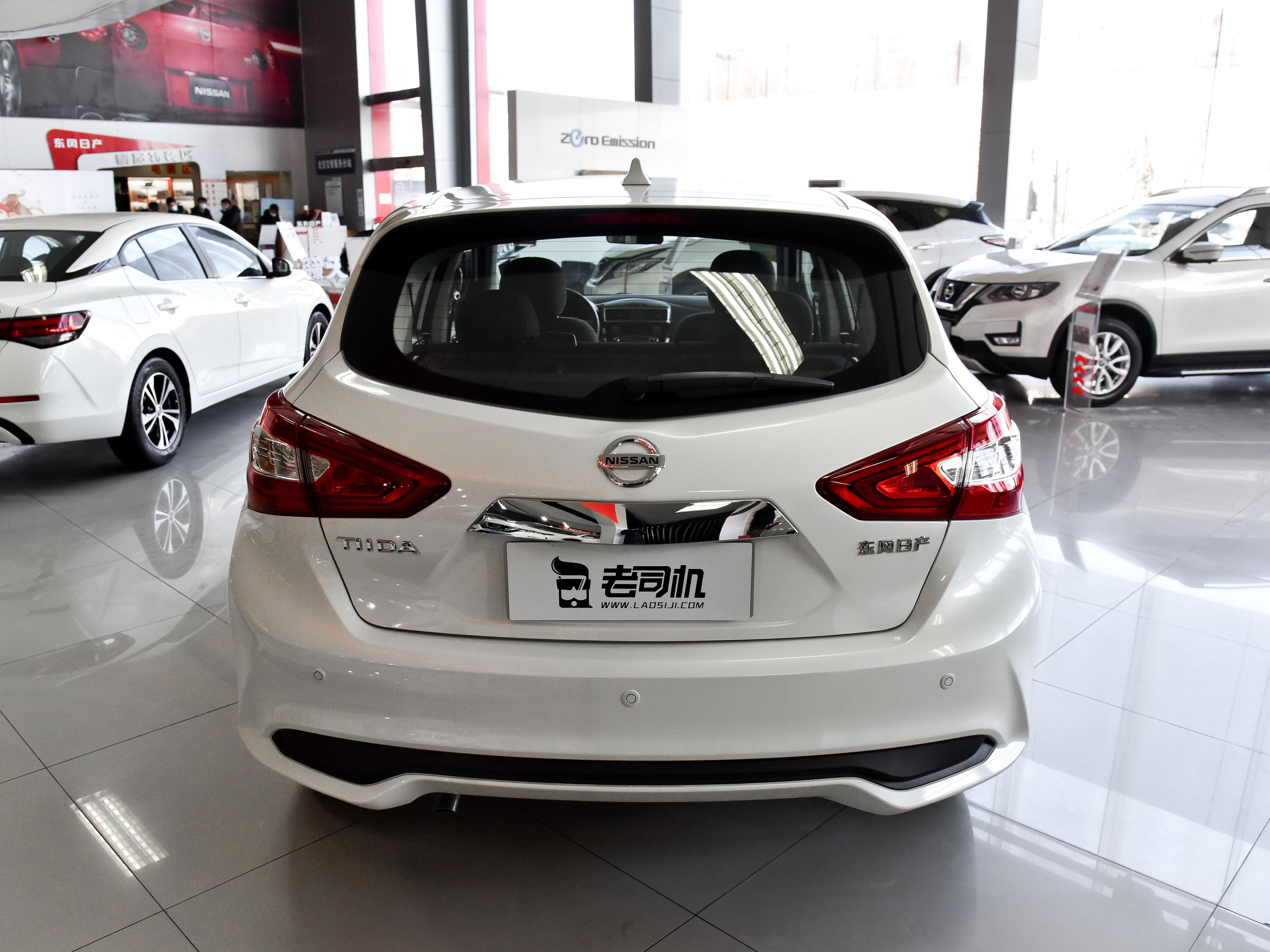 日产骐达大众高尔夫家用如何选择,骐达高尔夫空间对比