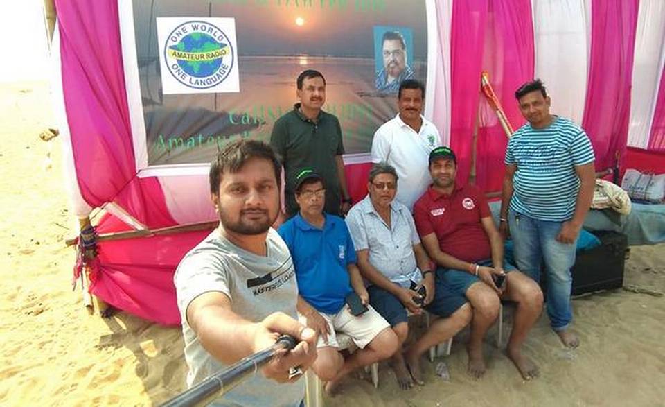 这8名印度业余无线电爱好者把自己关在无人岛上两天究竟为何？