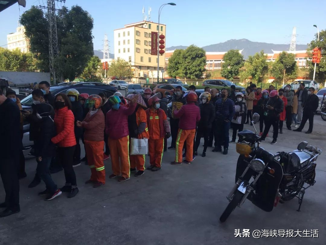 向捐赠抗疫物资发来感谢引起反响,我区多家爱心企业及个人捐款