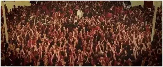 淫乱、*杀暗**、*听窃**、投毒残害近千人……此人罪行累累，却被包装成大师，出书600多本，影响至今