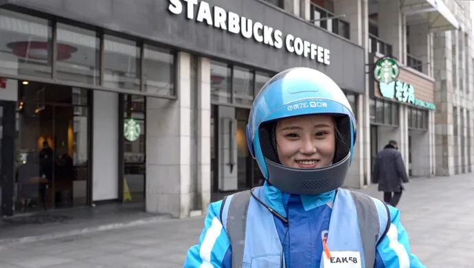 女孩为了还债当上外卖员 (25岁女子替母还债成外卖员)