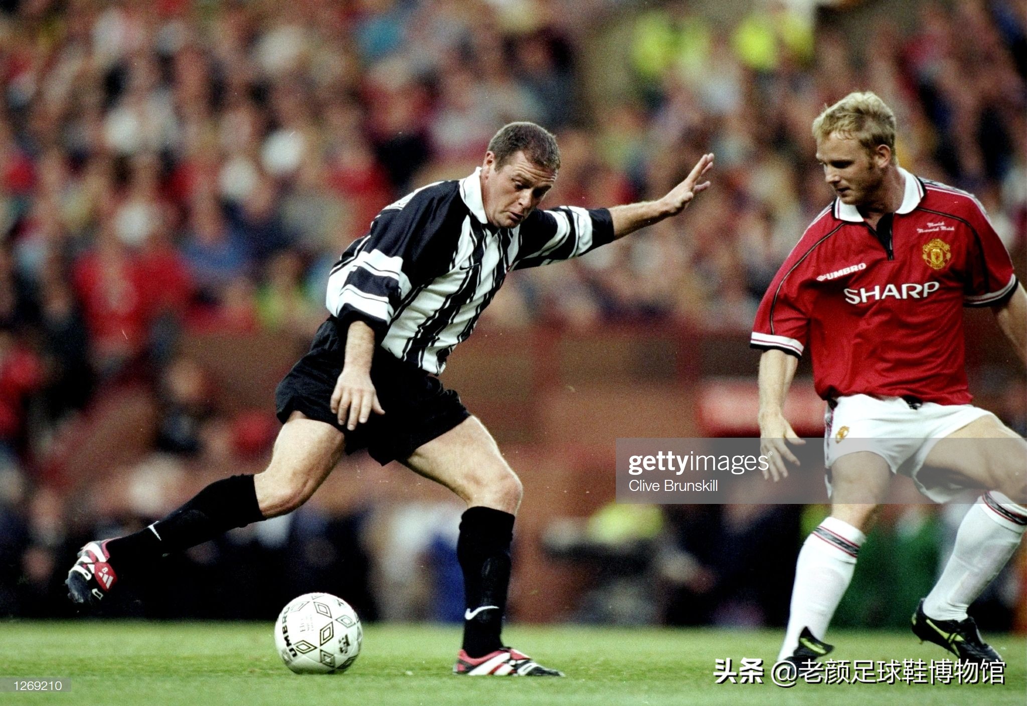 破产酒鬼的球鞋拍卖值6万,加图索的恩人名字成为香港路名