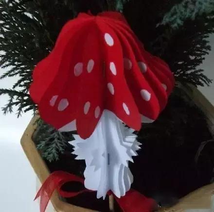 童话世界蘑菇屋农家乐 (儿童手工蘑菇屋创意介绍)