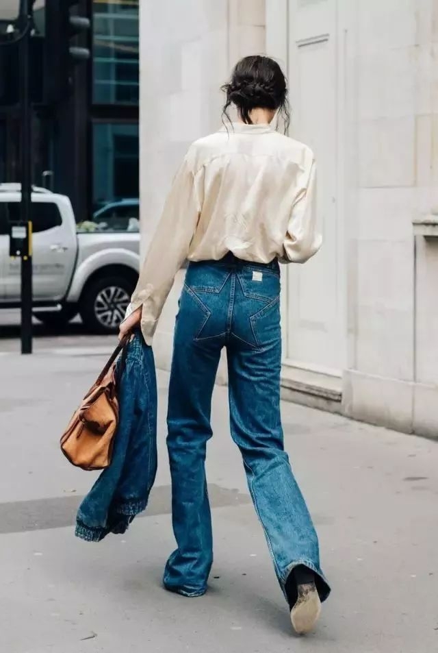 刘雯高圆圆必备私服,刘雯高圆圆女神都钟爱纯色连衣裙