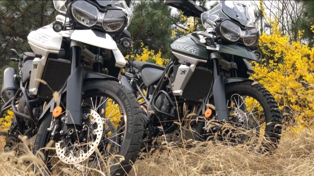 2021款凯旋老虎900试驾,试驾英伦三缸拉力凯旋tiger900