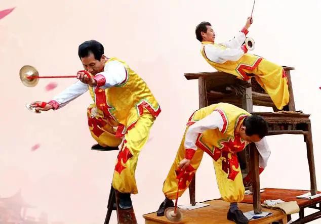 翻山铰子,铿锵于巴山的民间舞蹈