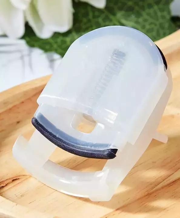 她和肖战合作却被全网diss，用打火机烫睫毛是认真的吗？