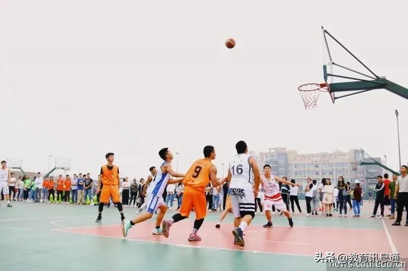 一份来自成都大学的“自我介绍”