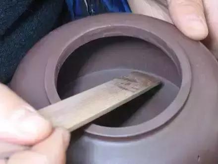 紫砂壶容易被误解的问题,紫砂壶烧制太快后有塌陷痕迹