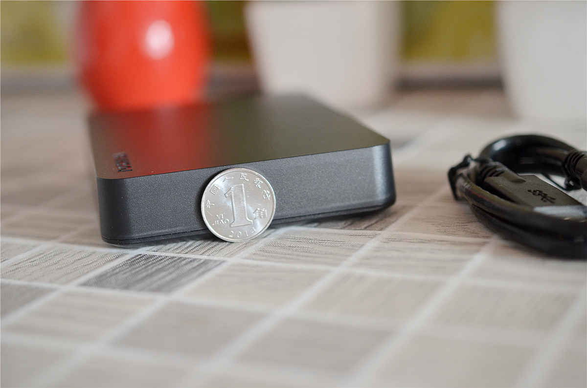 4TB超大容量+便携实用的移动硬盘-东芝A3移动硬盘体验