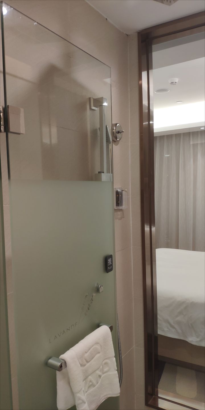 丽枫酒店商务和豪华怎么选,中端连锁酒店丽枫全季