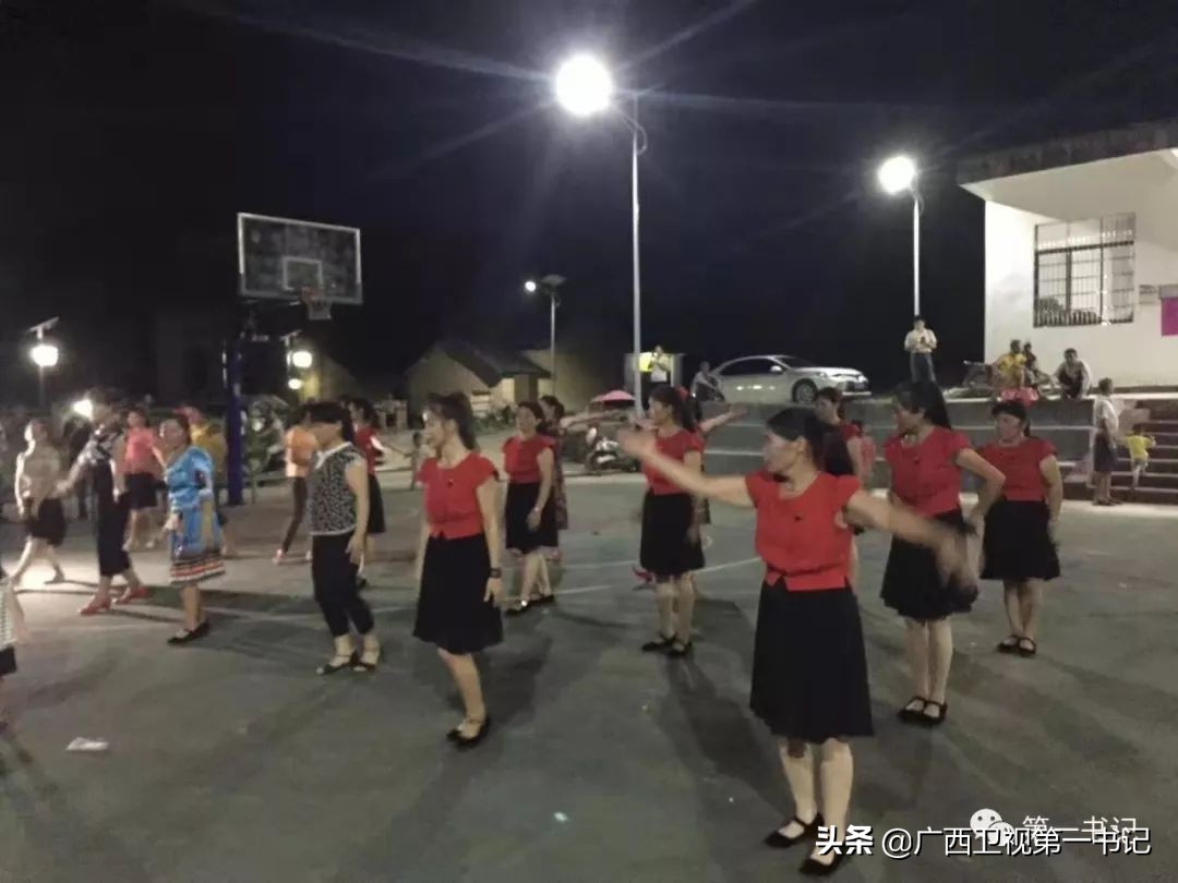 “仙草林”有什么致富宝？“罗曼粉”还可以下“金蛋.......