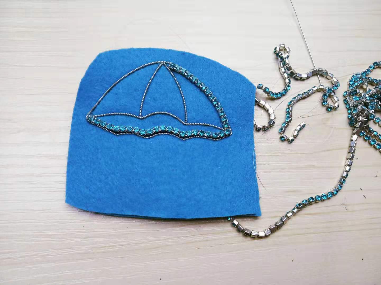 手工串珠小雨伞diy挂件教程,废物手工制作小雨伞