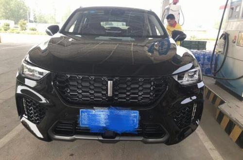 开上长安uni-v,开上别克君越