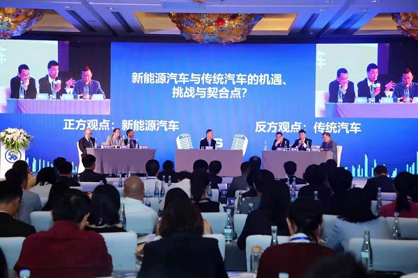 评论区展开了激烈的学术讨论,激烈讨论踊跃发言