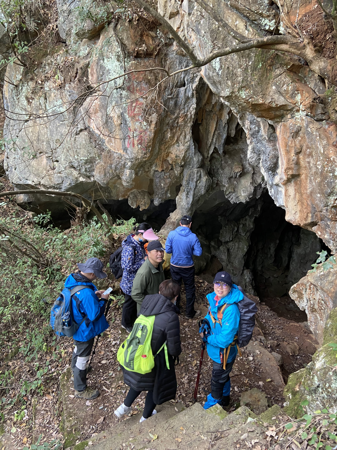 龙洞探秘寻找地下暗河,八面山龙洞地下暗河