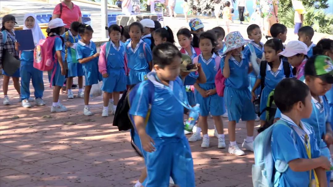 现在在泰国旅游穿什么衣服,泰国穿什么颜色衣服好看