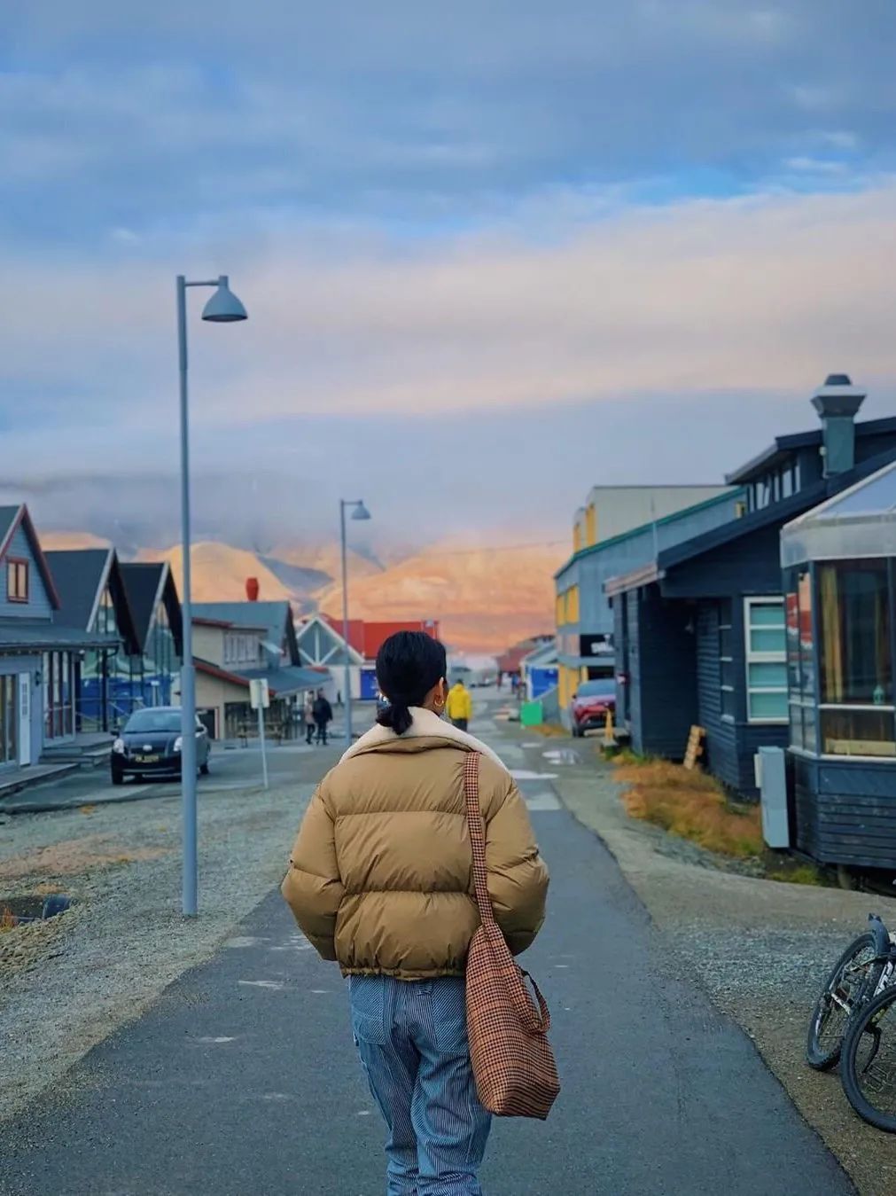 入冬四件套我不配文案,入冬四件套没有棉衣来的实在