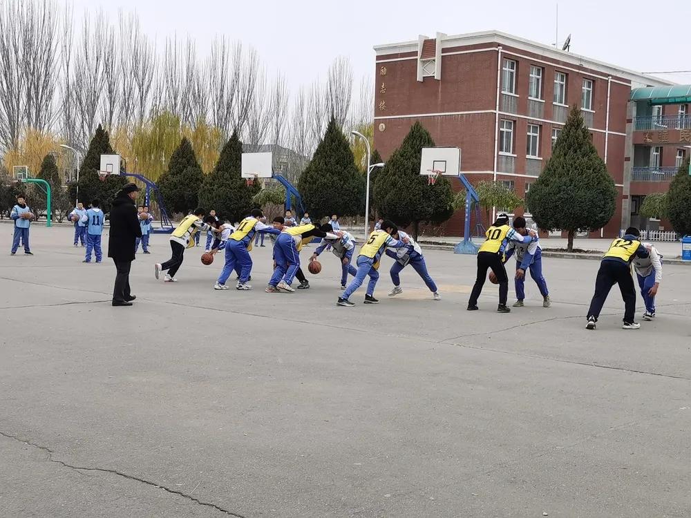 找差距补短板转作风促提升发言稿,找差距谋思路抓落实大讨论