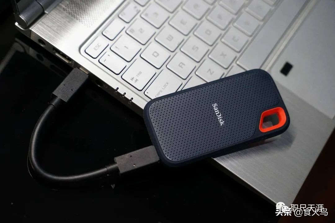 内存卡u盘硬盘哪个存储更安全,存储资料用u盘还是移动硬盘