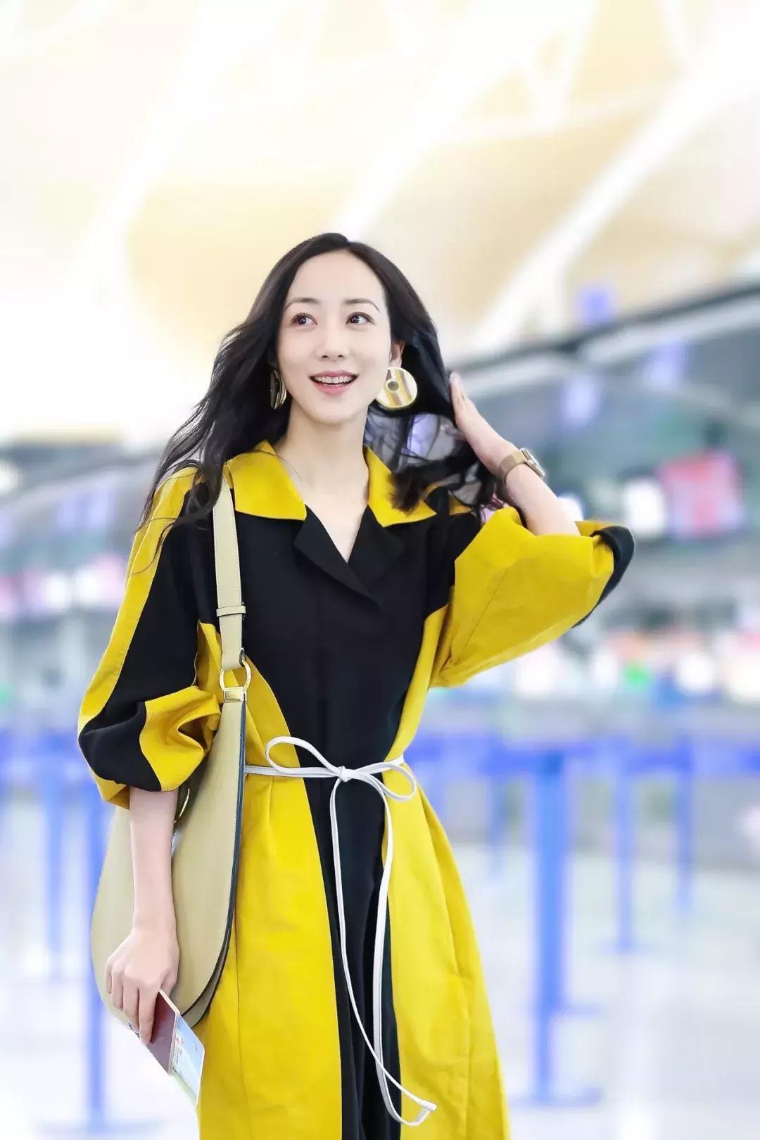 米兰时装周明星最佳看秀造型,米兰时装周明星看秀造型