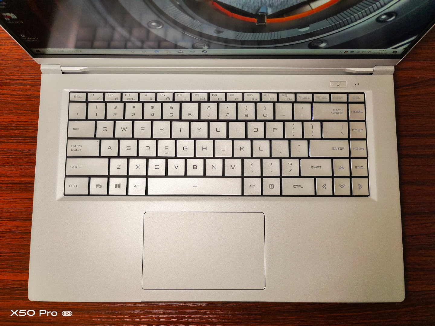 机械革命4050轻薄本,机械革命笔记本整体评价