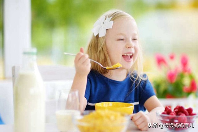 七个月的宝宝吃什么辅食润肠,7个月宝宝辅食怎么做营养才更好