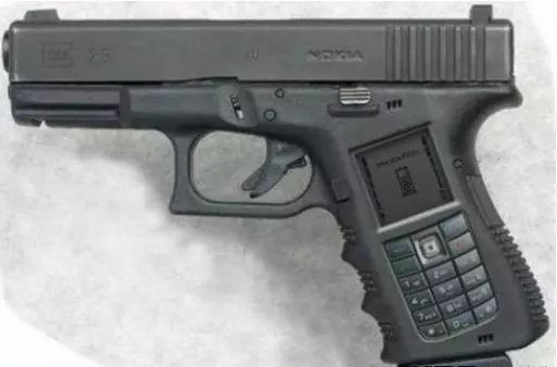 iPhone11降价1000，“中国电子第一街”惨变“美妆城”？