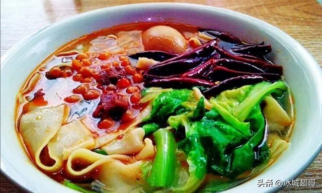 开牛肉面馆多少利润啊,开面馆一天100碗利润大概是多少