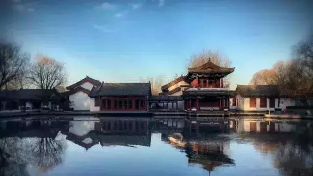 冬季山东山泉水最美最有韵味？济南山泉水美？泰山上下一片银白？