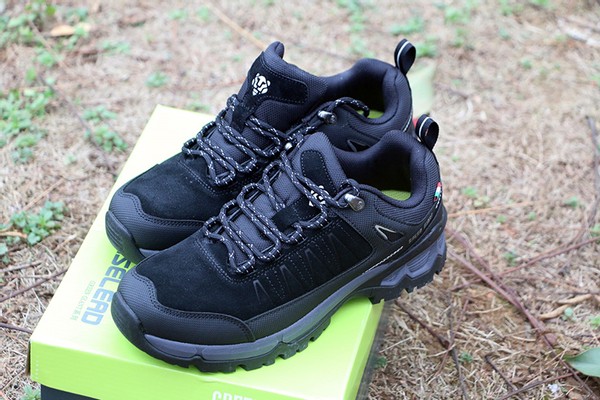 好马配好鞍效果图,好打理户外越野徒步鞋推荐哪种