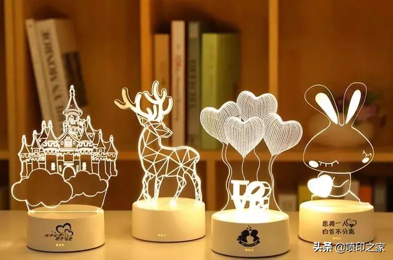 亚克力板是玻璃还是塑料,塑料和亚克力哪个结实耐用