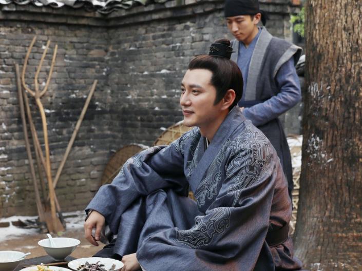 观唐习律77｜须知金印朝天客，同是沙堤避路人，*场官**上的另类薛逢