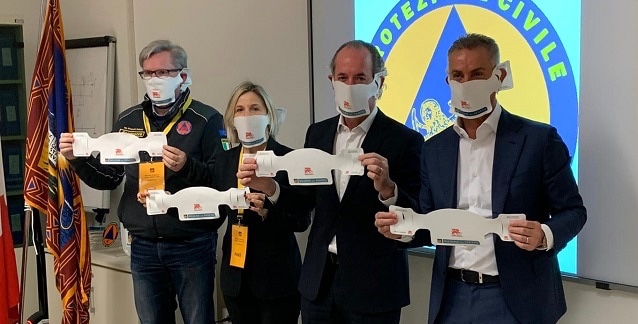 意大利华人免费送口罩被无视,中国华人在意大利挨家挨户发口罩