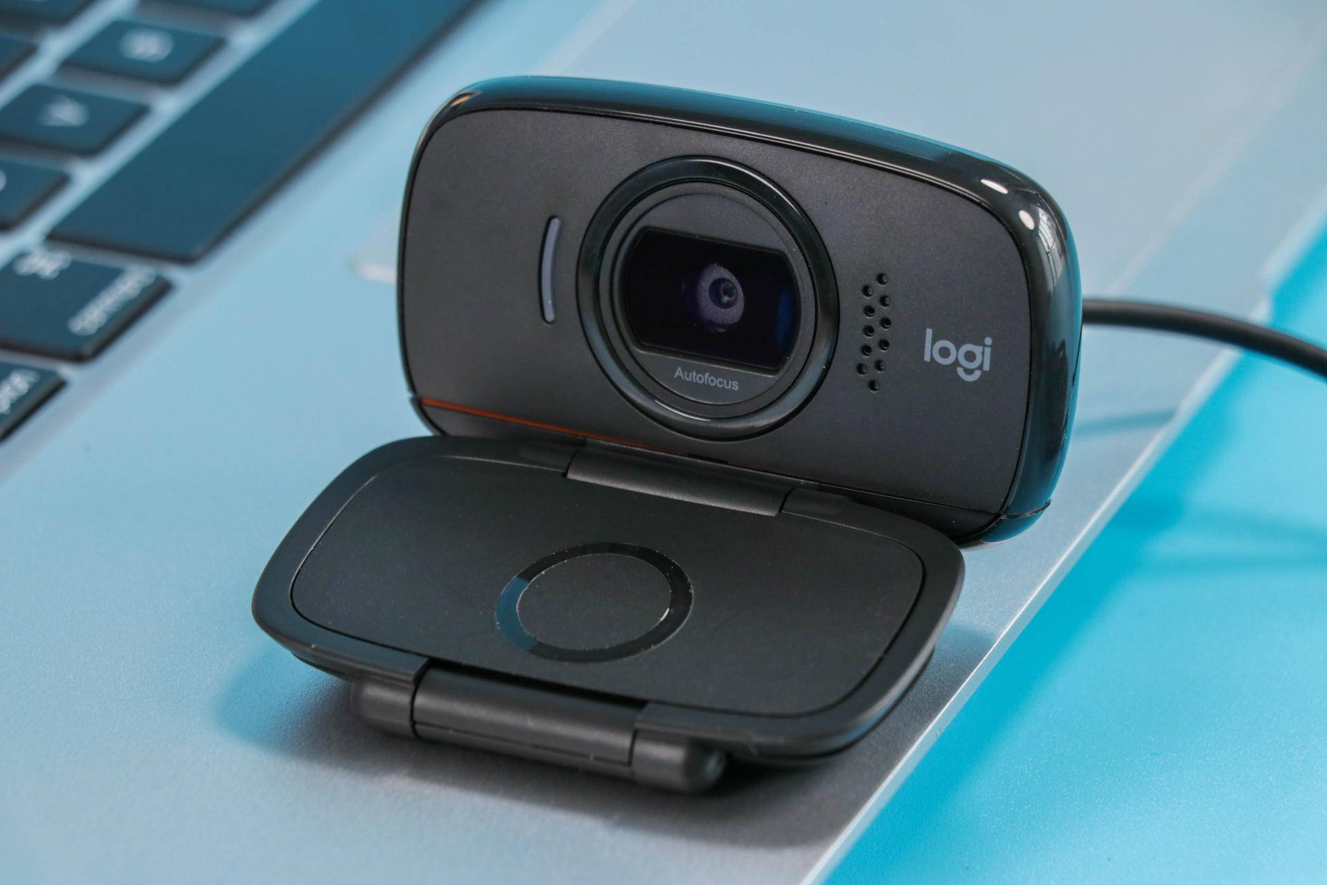 罗技B525高清网络摄像头使用分享:远程视频会议不再麻烦