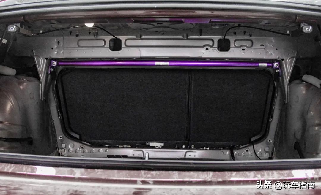 2020款马自达3昂克赛拉自带千斤顶,10万买个二手马自达昂克赛拉好不